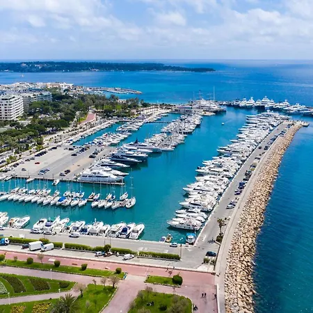 Palme Yacht - Port Canto - Pointe Croisette - Face A La * Cannes