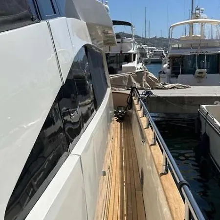 Palme Yacht - Port Canto - Pointe Croisette - Face A La * Cannes