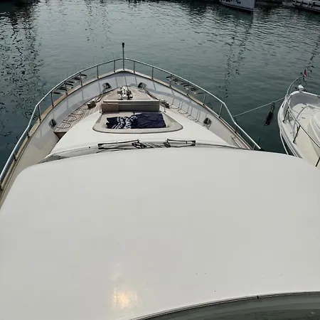 Palme Yacht - Port Canto - Pointe Croisette - Face A La