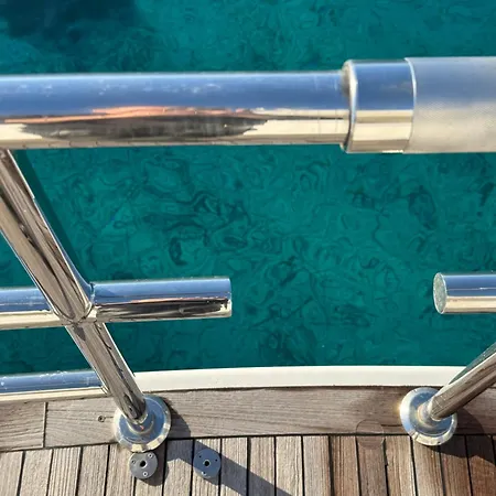 Palme Yacht - Port Canto - Pointe Croisette - Face A La Cannes
