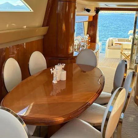 Palme Yacht - Port Canto - Pointe Croisette - Face A La Cannes