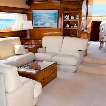 Botel Palme Yacht - Port Canto - Pointe Croisette - Face A La
